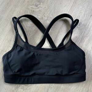 Lululemon Black Women's Sports Bra size 6. Brand new never worn runs small